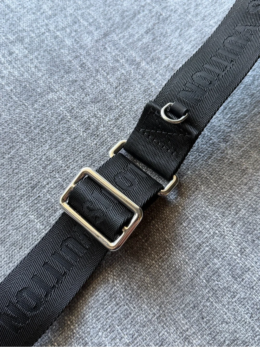 Louis Vuitton compact louis